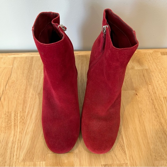 Red Suede Heeled Boot Urban Outfitters 9 - Picture 2 of 6